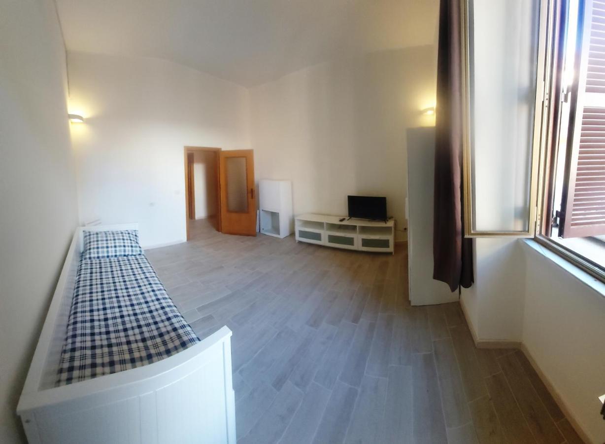 Whole Holiday Home Apartment Lovely Civitavecchia Da Pamino & Priscilla Exterior foto